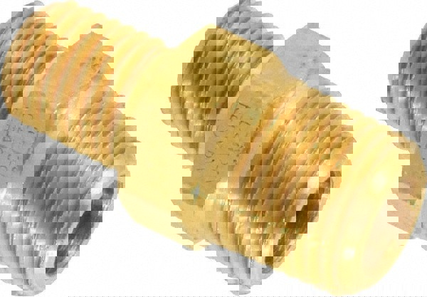 Industrial Pipe Hex Plug: 1/8 x 1/16